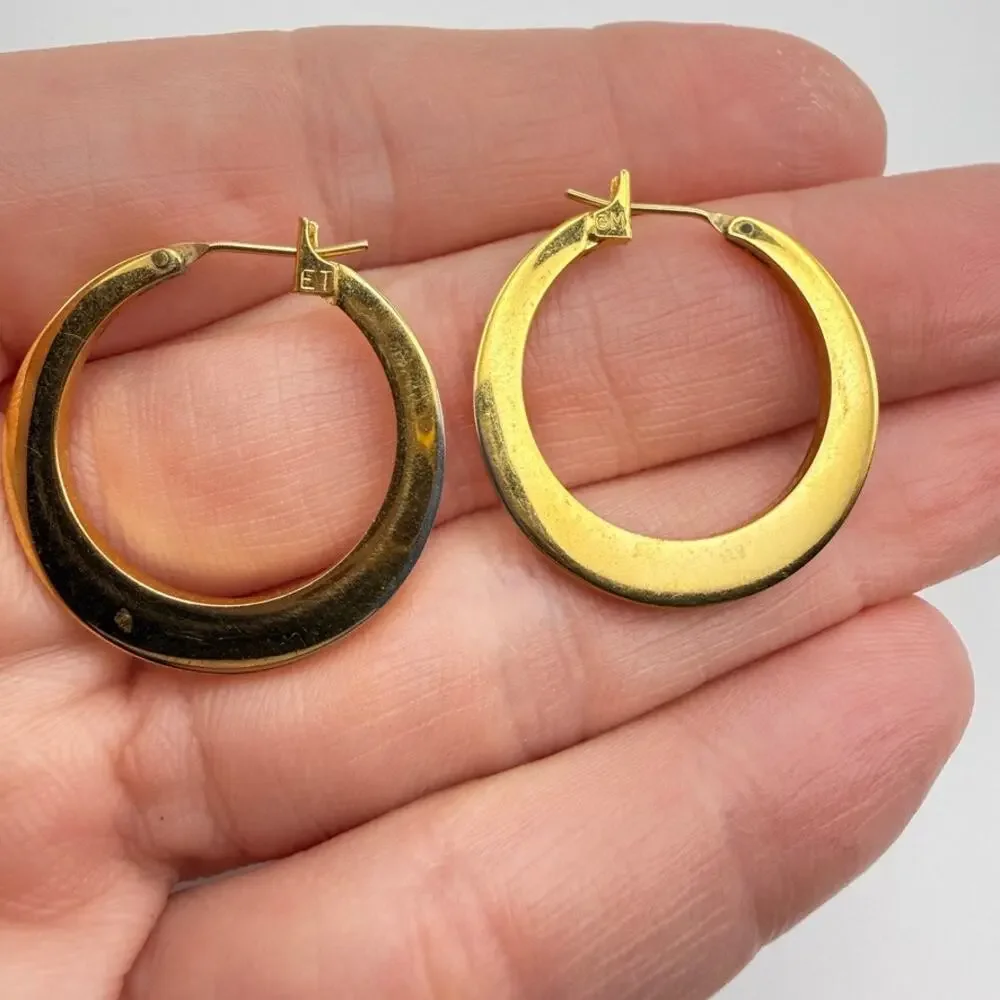 LOT Of 3 Pairs MONET Hoop Gold Tone Earrings Sizes 7/8"- 1" - 1 9/16" - Picture 3 of 4